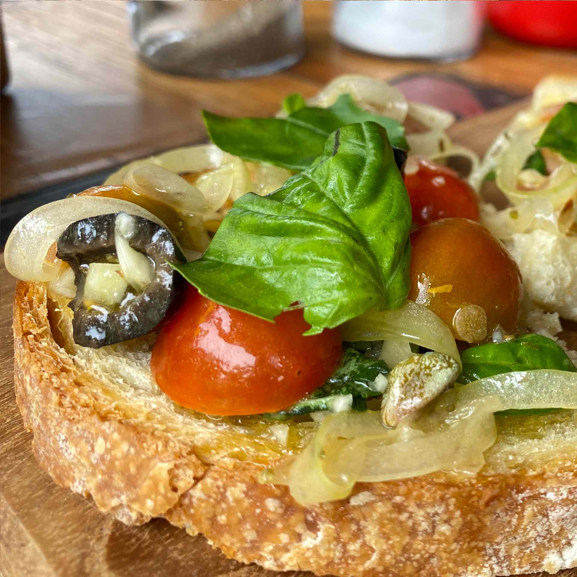 crostone mediterraneo