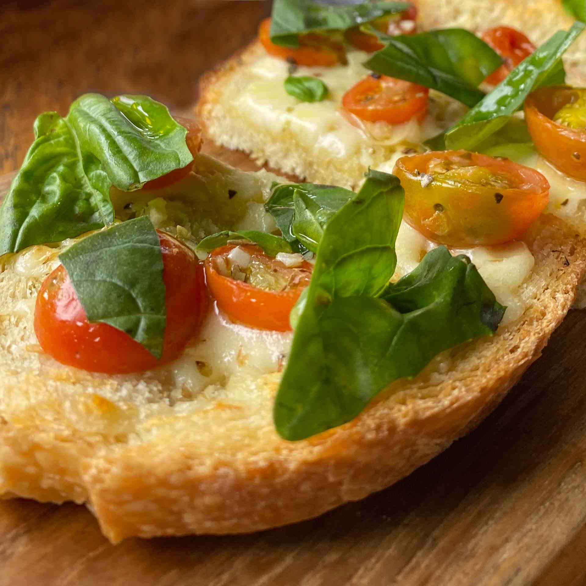 crostoni tricolore