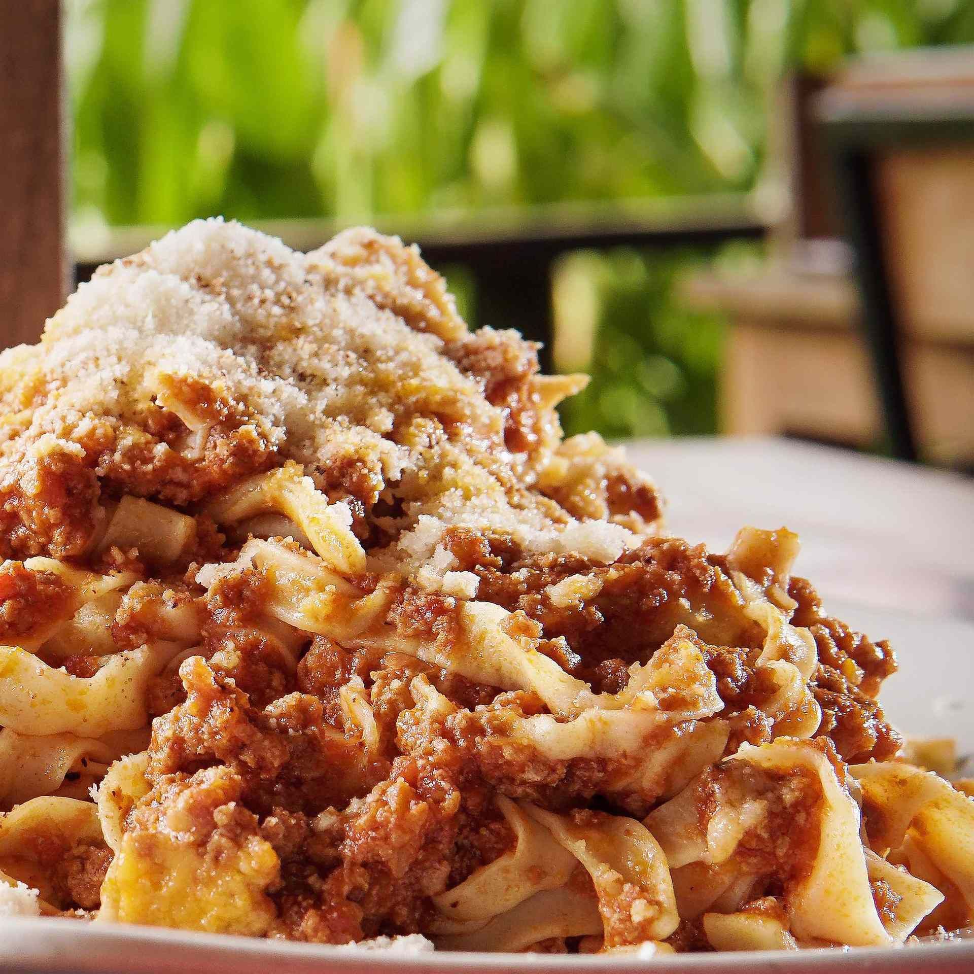 fettuccine al ragu