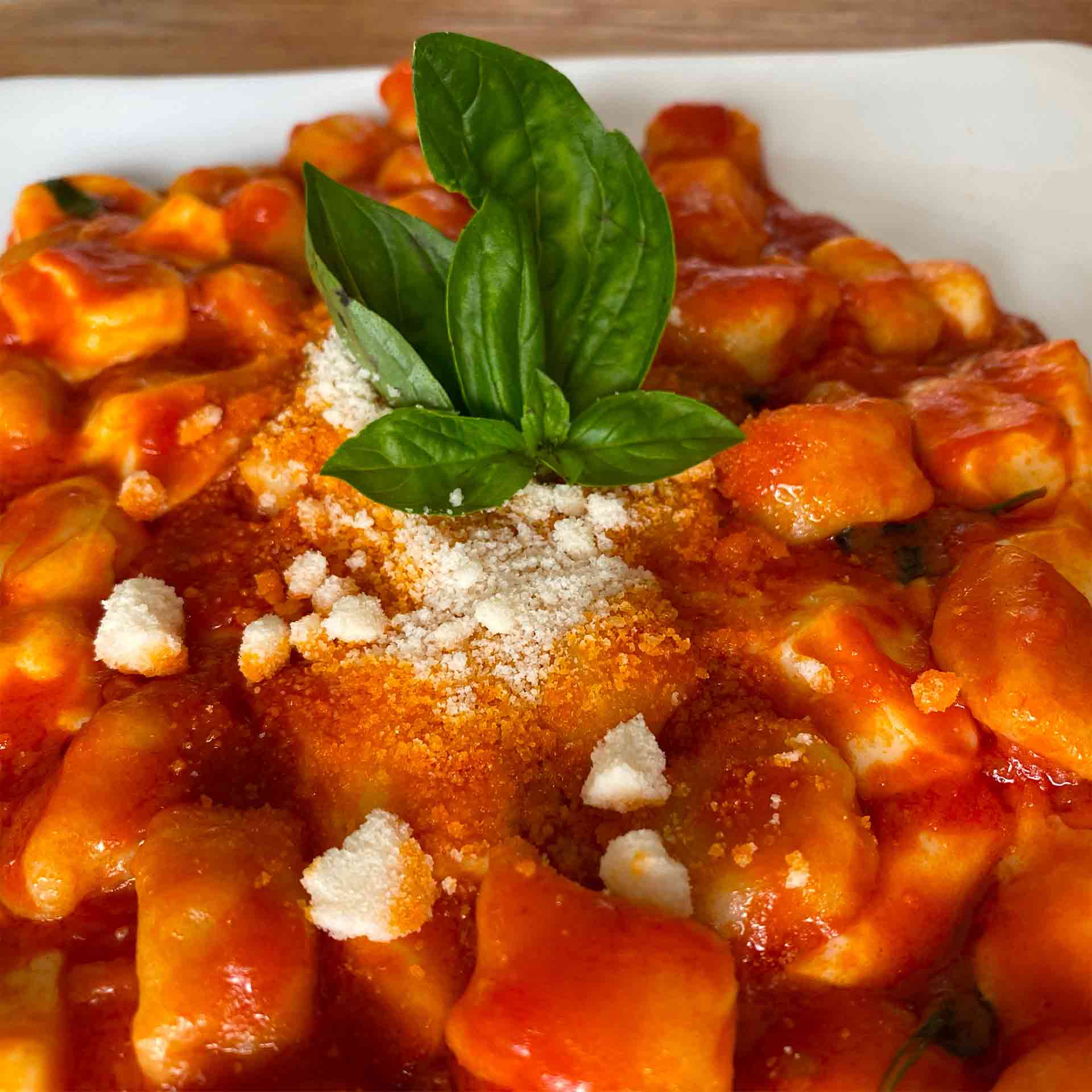 gnocchi pomodoro e basilico dv