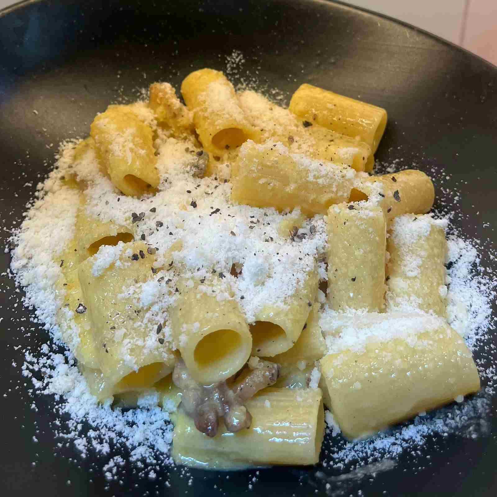 rigatoni alla carbonara dv